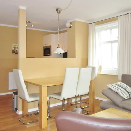 Apartman Josephine 8 *